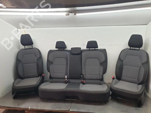 other-renault-captur-ii-hf_-2020-32990460 main image