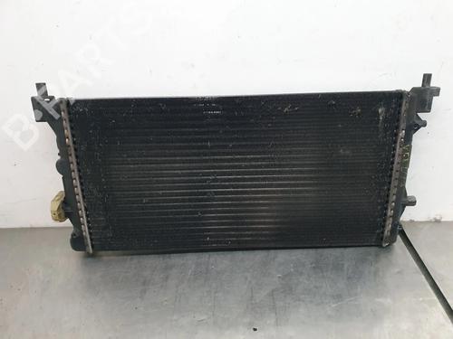 Used Water radiator Water radiator VW POLO V (6R1, 6C1) 1.6 TDI (90 hp) 33939637 33939637