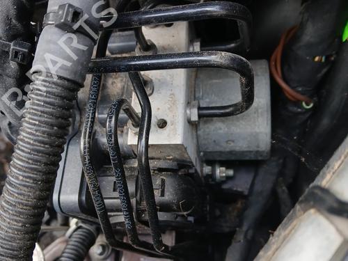 Used ABS pump ABS pump MERCEDES-BENZ GLA-CLASS (X156) GLA 220 d (156.903) (177 hp) 33978212 33978212