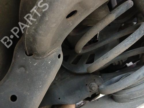 Højre bagtil bærearm Højre bagtil bærearm MERCEDES-BENZ GLA-CLASS (X156) GLA 220 d (156.903) (177 hp) 33981723 33981723