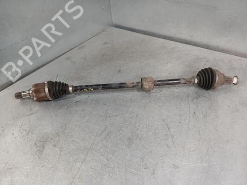 Used Right front driveshaft Right front driveshaft VW POLO VI (AW1, BZ1, AE1) 1.0 (75 hp) 33988913 33988913