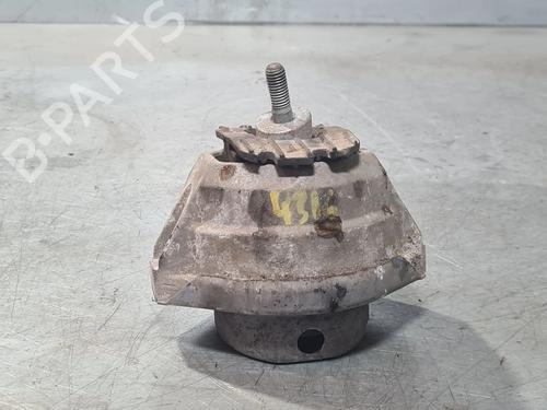Used Engine mount Engine mount BMW 6 (E63) 650 i (367 hp) 33995956 33995956