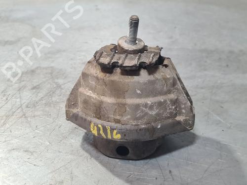 Used Engine mount Engine mount BMW 6 (E63) 650 i (367 hp) 33995958 33995958
