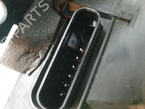 Front right lock JAGUAR E-PACE (X540) 2.0 D150 AWD | BP28197915C97 - Image 3