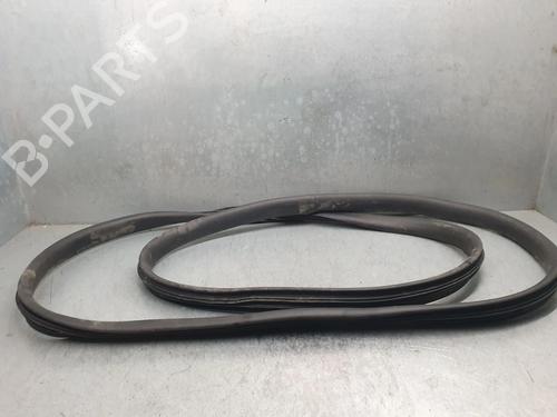 Used Rubber door seal Rubber door seal DACIA DUSTER (HM_) 1.5 dCi 115 (HMAD) (116 hp) 34188180 34188180