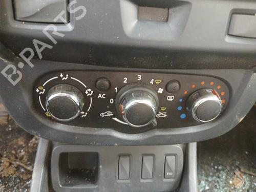 climate-control-dacia-duster-hs_-2010-2011-2012-2013-2014-2015-2016-2017-2018-34188211 main image