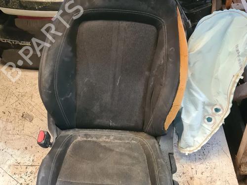 Banco frente esquerdo Banco frente esquerdo AUDI A1 Sportback (8XA, 8XF) 1.0 TFSI (95 hp) 34194408 34194408