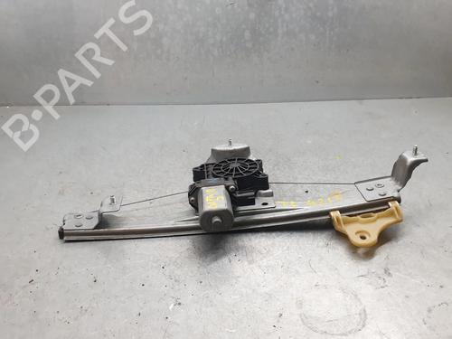 Elevador vidro trás esquerdo Elevador vidro trás esquerdo RENAULT CAPTUR I (J5_, H5_) 1.5 dCi 90 (J5N4, J5M5, J5MW, J5M6, J5AL, J5AJ) (90 hp) 34194409 34194409