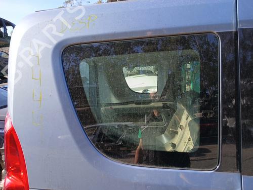 Used Rear right quarter glass Rear right quarter glass FIAT DOBLO Bus (263_) 1.6 D Multijet (263AXD1B, 263AXX1B) (105 hp) 34195695 34195695