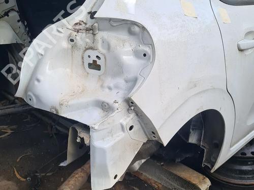 right-rear-fenders-citroen-c3-iii-sx-2016-31923555 main image