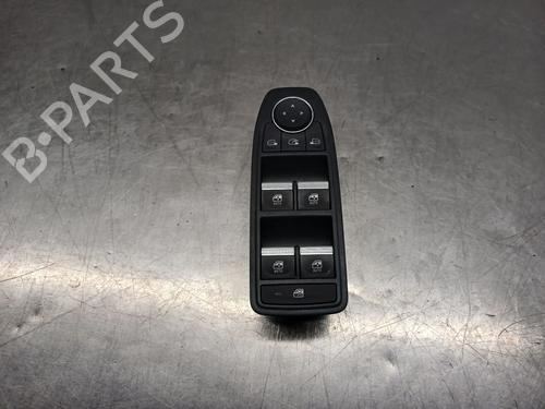 Used Left front window switch Left front window switch RENAULT CAPTUR II (HF_) TCe 140 (HFN0) (140 hp) 34251240 34251240