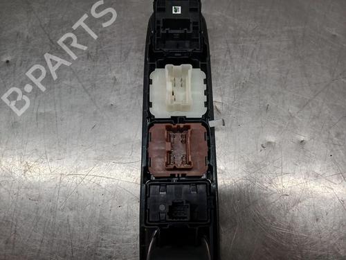 Left front window switch DACIA SANDERO III 1.0 TCe 90 | BP34251241I27  - Image 6