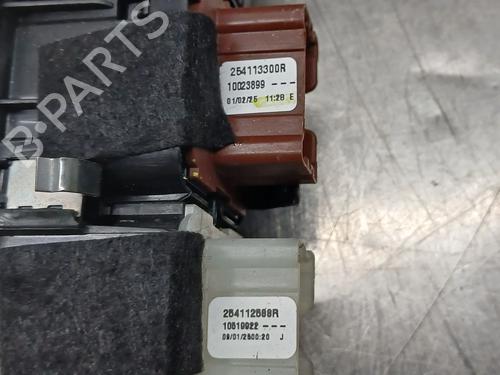 Left front window switch DACIA SANDERO III 1.0 TCe 100 | BP34251244I27  - Image 7