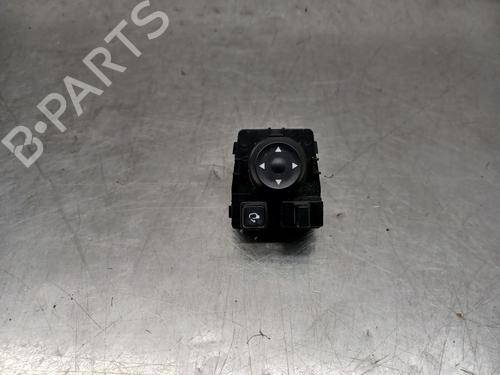 Used Switch Switch HYUNDAI i20 III (BC3, BI3) 1.0 T-GDI hybrid 48V (101 hp) 34251270 34251270