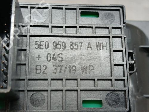 Left front window switch SKODA OCTAVIA III Combi (5E5, 5E6) 1.0 TSI | BP33205377I27  - Image 7