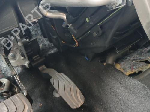 Pedal Pedal RENAULT MEGANE IV Grandtour (K9A/M/N_) 1.2 TCe 130 (K9MR) (130 hp) 34345359 34345359