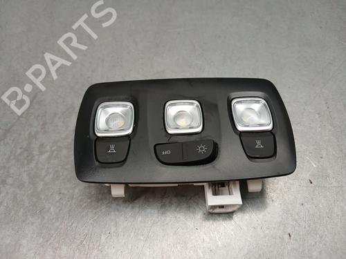 interior-roof-light-renault-arkana-i-lcm_-ldn_-2019-34351592 main image