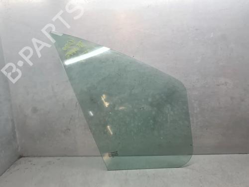 hjre-foran-trekantet-rude-renault-trafic-iii-van-fg_-2014-33236976 main image