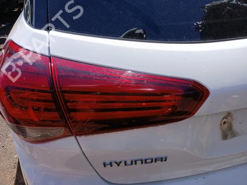 Used Left tailgate light Left tailgate light HYUNDAI i20 II (GB, IB) 1.0 T-GDI (101 hp) 34436825 34436825