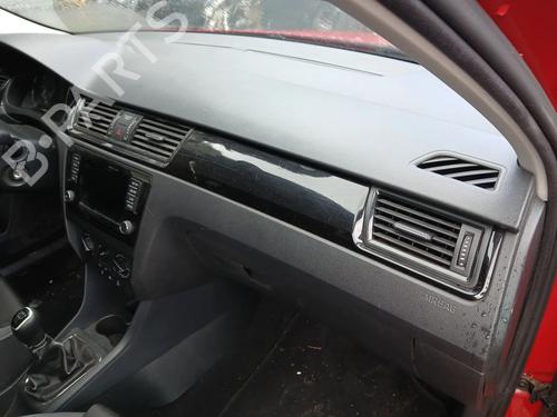 Full front SKODA RAPID Spaceback (NH1) 1.2 TSI | BP34472728S1  - Image 9