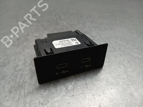 Used Electronic module Electronic module RENAULT CAPTUR II (HF_) TCe 140 (HFN0) (140 hp) 34518792 34518792