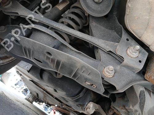 Braccio sospensione posteriore sinistro Braccio sospensione posteriore sinistro BMW 1 (F20) 116 i (136 hp) 34522621 34522621