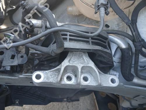 Used Engine mount Engine mount PEUGEOT 208 II (UB_, UP_, UW_, UJ_) 1.5 BlueHDI 100 (102 hp) 34522644 34522644