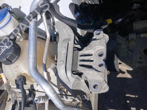 Used Engine mount Engine mount PEUGEOT 308 SW II (LC_, LJ_, LR_, LX_, L4_) 1.6 BlueHDi 120 (120 hp) 34606801 34606801