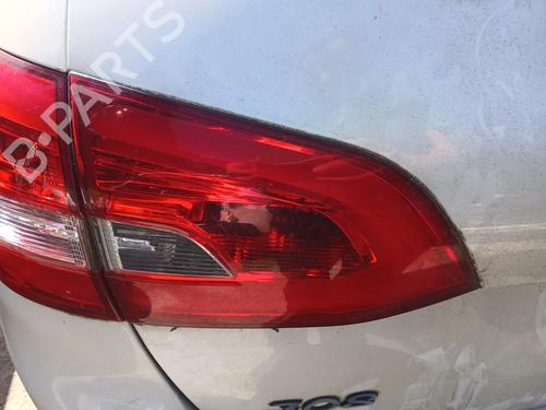 Used Left tailgate light Left tailgate light PEUGEOT 308 SW II (LC_, LJ_, LR_, LX_, L4_) 1.6 BlueHDi 120 (120 hp) 34606806 34606806