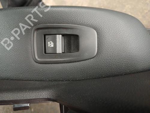 Used Right front window switch Right front window switch RENAULT MEGANE E-TECH SUV EV60 (BNJ1) (218 hp) 34613508 34613508