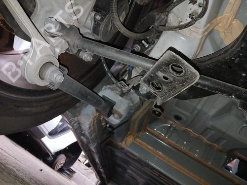 Used Left rear suspension arm Left rear suspension arm RENAULT MEGANE E-TECH SUV EV60 (BNJ1) (218 hp) 34613957 34613957