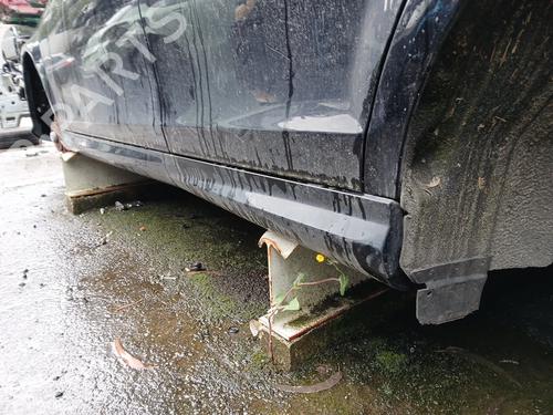 left-sideskirt-mercedes-benz-c-class-w204-2007-2008-2009-2010-2011-2012-2013-2014-2015-34626740 main image