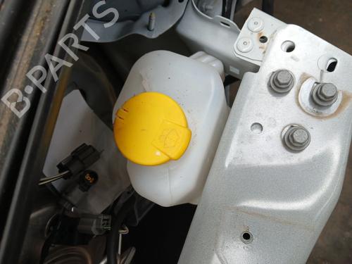 Used Windscreen washer tank Windscreen washer tank RENAULT TWINGO III (BCM_, BCA_) Z.E: (BCA1) (82 hp) 34695740 34695740