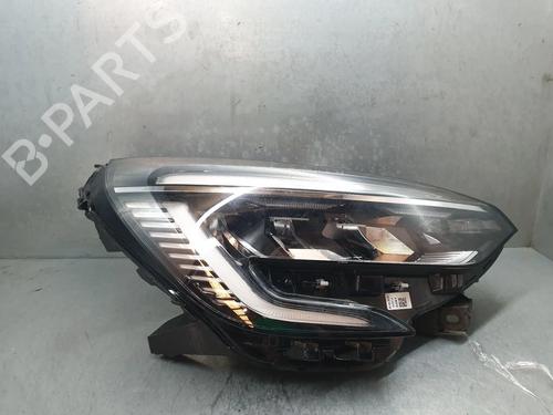 Used Right headlight Right headlight RENAULT CLIO V (B7_) 1.5 Blue dCi 115 (B7AD) (116 hp) 34703848 34703848