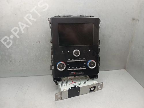 Used Radio Radio RENAULT MEGANE IV Grandtour (K9A/M/N_) 1.2 TCe 130 (K9MR) (130 hp) 34707366 34707366
