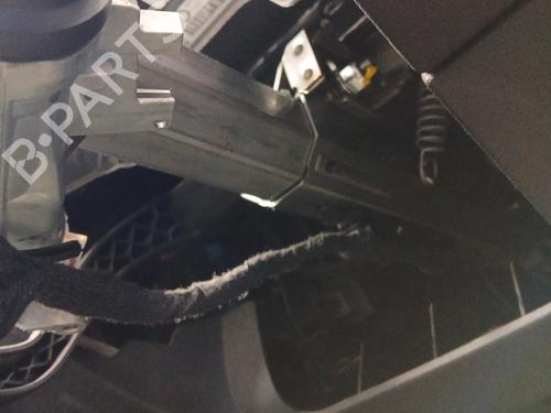 Used Steering column Steering column AUDI A1 Sportback (8XA, 8XF) 1.4 TFSI (122 hp) 34717632 34717632