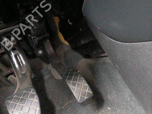 Pedal Pedal AUDI A1 Sportback (8XA, 8XF) 1.4 TFSI (122 hp) 34717630 34717630