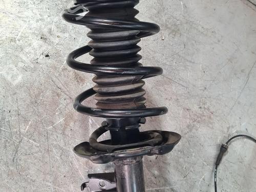 Used Left front shock absorber Left front shock absorber RENAULT SCENIC E-TECH PHASE I EV87 (218 hp) 32305382 32305382