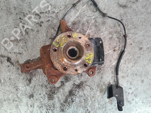 Used Left front steering knuckle Left front steering knuckle RENAULT TRAFIC III Van (FG_) 2.0 dCi 110 (FGMW) (110 hp) 30708088 30708088