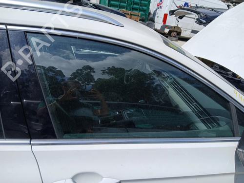 front-right-door-window-vw-passat-b8-variant-3g5-cb5-2014-35728134 main image