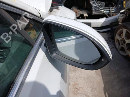 Retrovisor direito Retrovisor direito VW PASSAT B8 Variant (3G5, CB5) 2.0 TDI (150 hp) 35728129 35728129