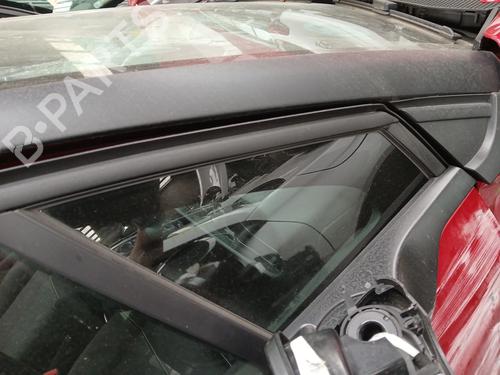 front-right-quarter-glass-citroen-c3-iii-sx-2016-35754018 main image