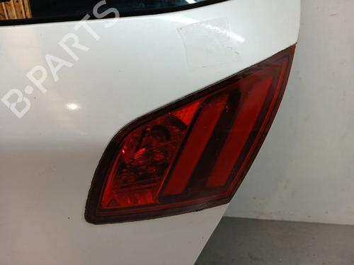 Used Right tailgate light Right tailgate light PEUGEOT 308 II (LB_, LP_, LW_, LH_, L3_) 1.6 BlueHDi 120 (120 hp) 27639537 27639537