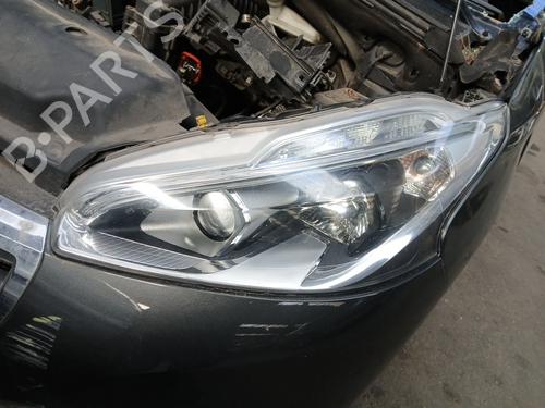 Used Left headlight Left headlight PEUGEOT 208 I (CA_, CC_) 1.2 VTI 82 (82 hp) 35775498 35775498
