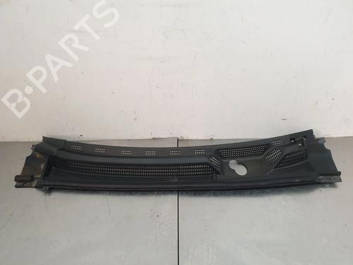 Grelha curcuvan Grelha curcuvan DACIA SPRING EV (B6M1) (45 hp) 35789923 35789923