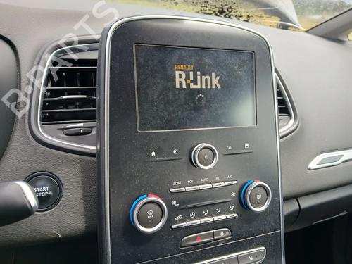 Used Radio Radio RENAULT GRAND SCÉNIC IV (R9_) 1.7 Blue dCi 120 (R9A7, R9A8) (120 hp) 35802641 35802641