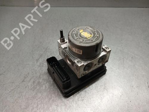 Used ABS pump ABS pump PEUGEOT 208 II (UB_, UP_, UW_, UJ_) 1.2 PureTech 100 (101 hp) 31834556 31834556
