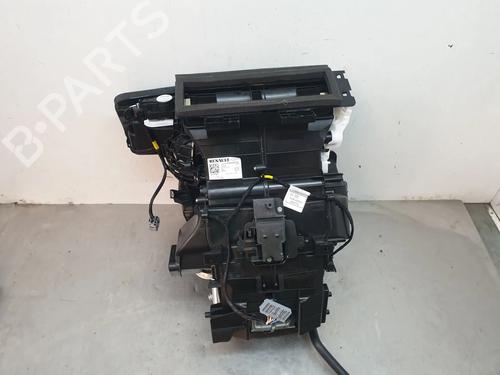 Used Heater matrix box Heater matrix box RENAULT CAPTUR II (HF_) TCe 140 (HFN0) (140 hp) 35805208 35805208