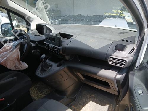 Used Dashboard Dashboard PEUGEOT PARTNER Box Body/MPV (K9) 1.5 BlueHDi 75 (75 hp) 35814702 35814702