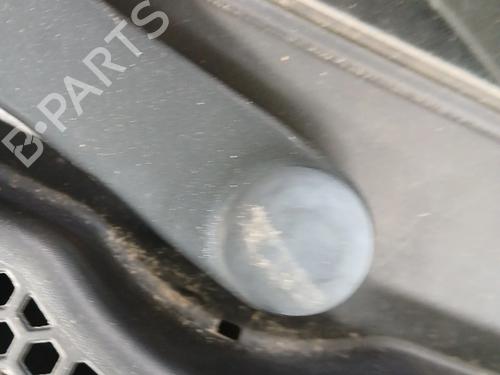 Used Front wiper motor Front wiper motor CITROËN C3 III (SX) 1.2 PureTech 82 (83 hp) 35916574 35916574